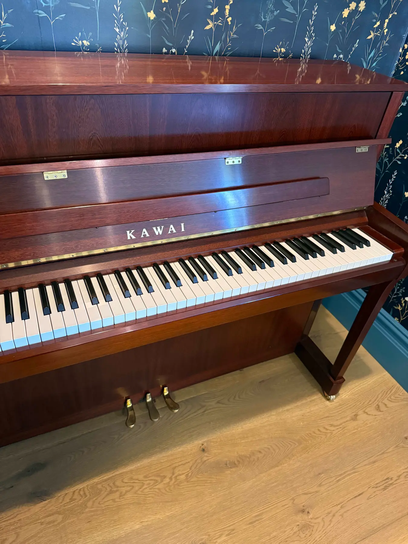 Kawai K200