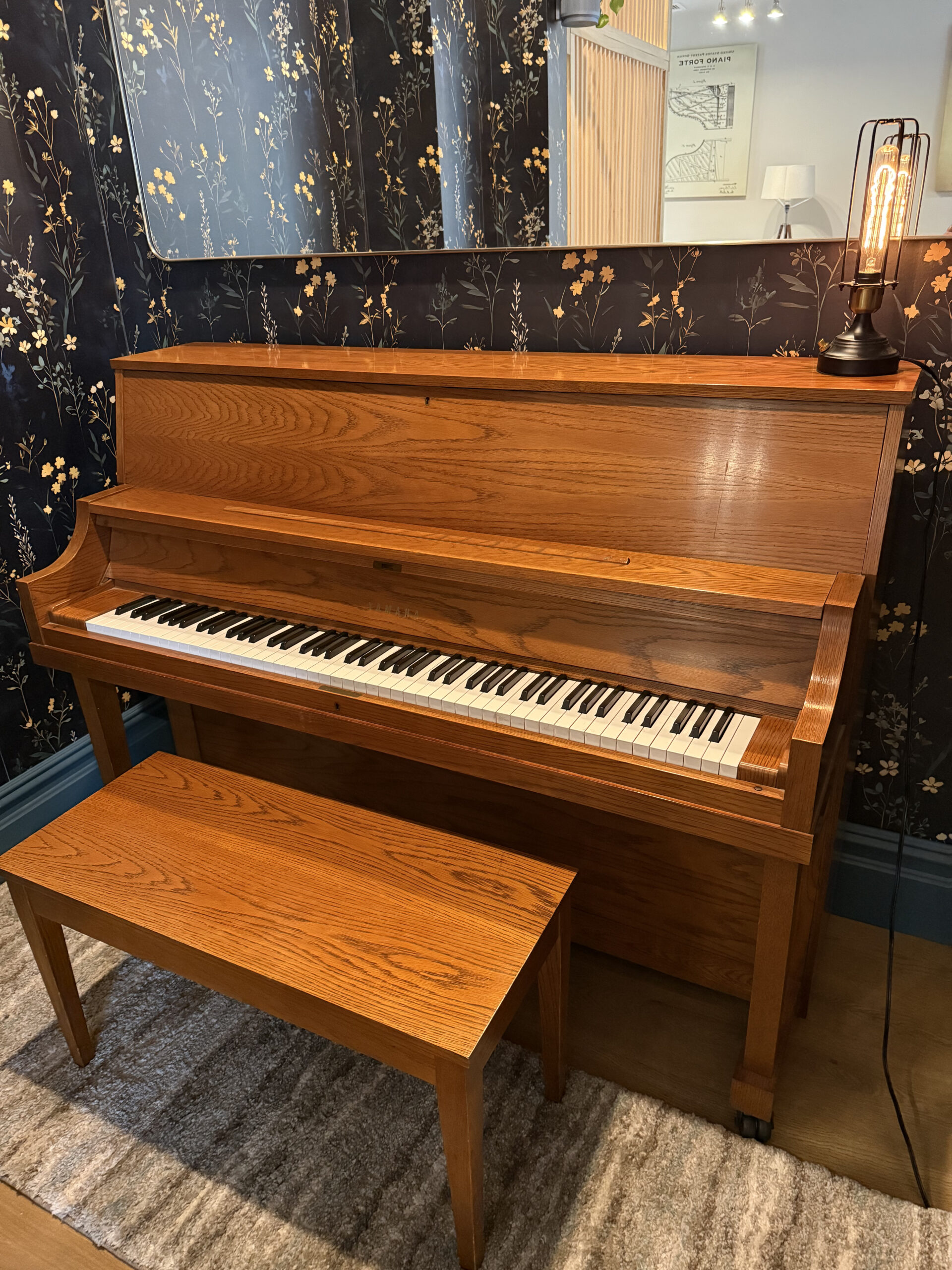 Oak Yamaha P22.4